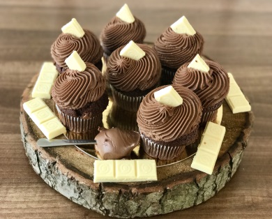 cupcakes candybar prajituri Brasov Bdelicious Triple Chocolate